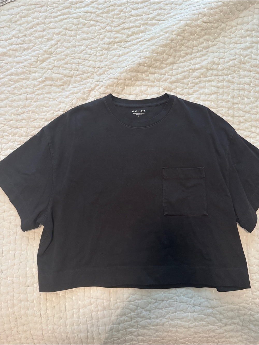 Athleta Boxy Black Cropped Pocket Tee